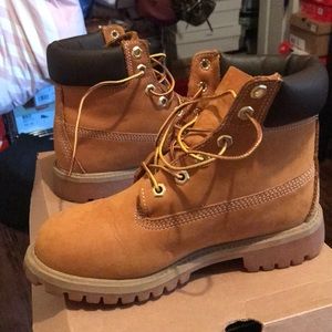 Classic timberlands